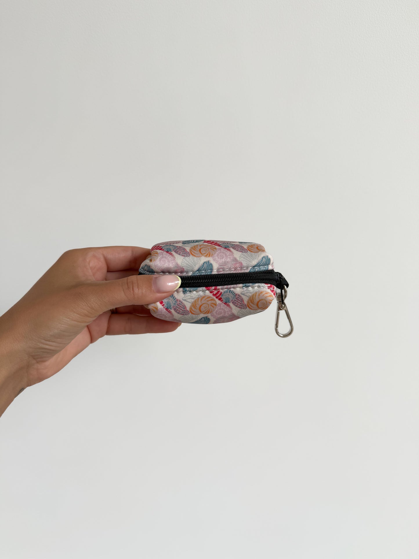 Say-Shells Poop Bag Holder