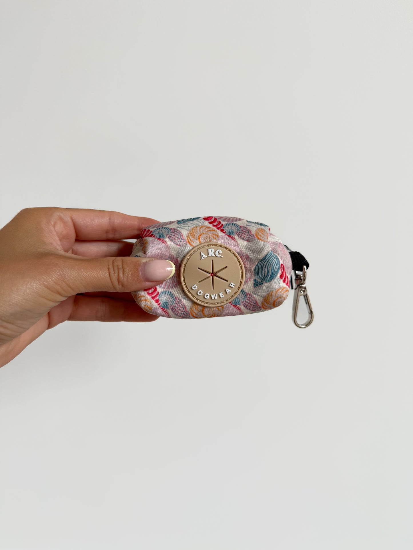 Say-Shells Poop Bag Holder